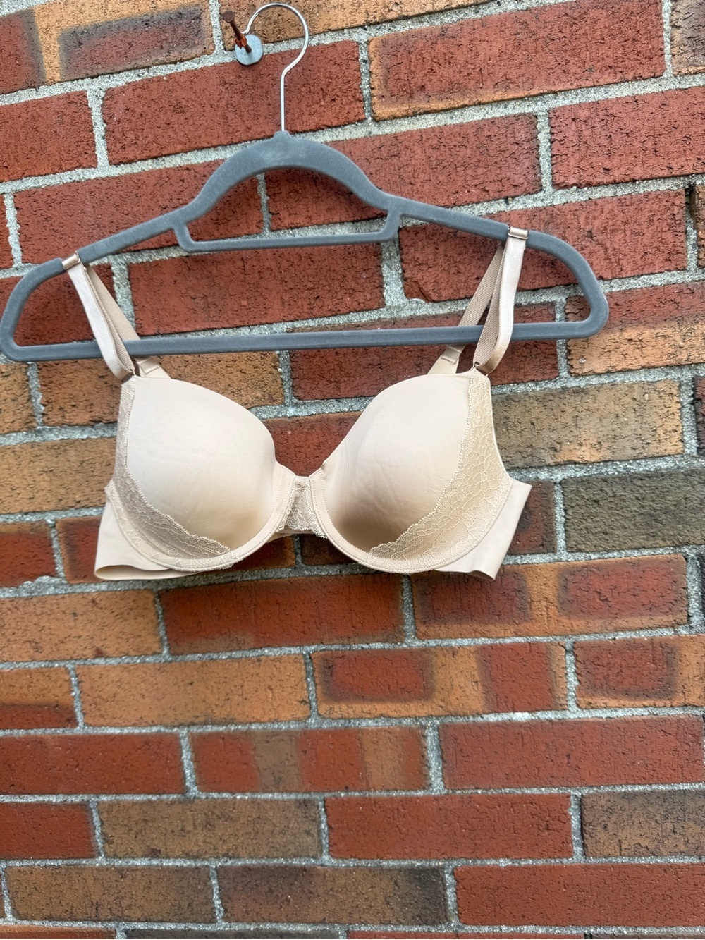 Soma Vanishing Back Full Coverage Bra 34B Nude Beige Lace T-Shirt Bra